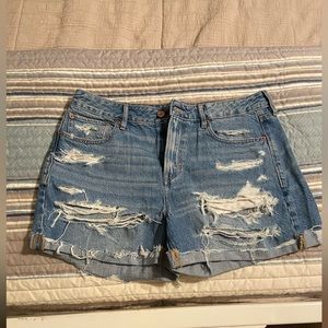 American Eagle Tomgirl Shorts